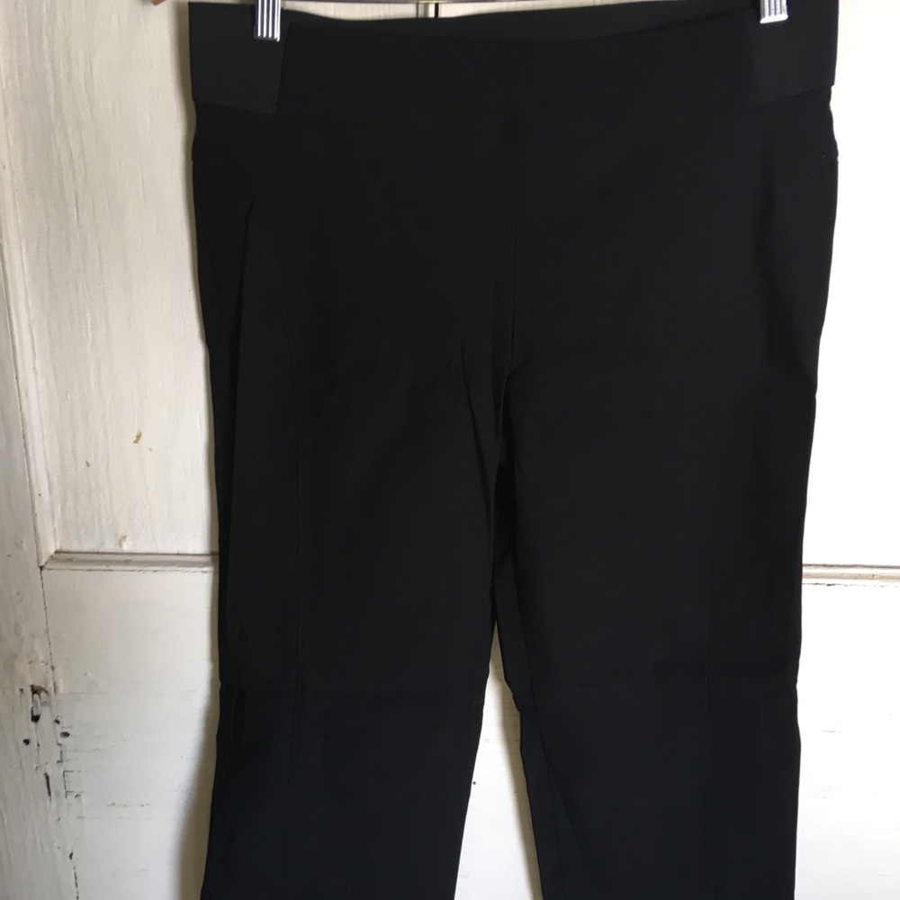 🖤👖Simply Vera crop pants👖🖤